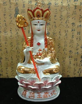 Бодхисаттва хранилища Земли, Бодхисаттва Кшитигарбха, сидящий на цветке лотоса, керамическая статуя будды, буддийская фигура ~ Изображение